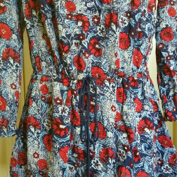 Forever 21 Long sleeve tunic - Picture 3 of 5